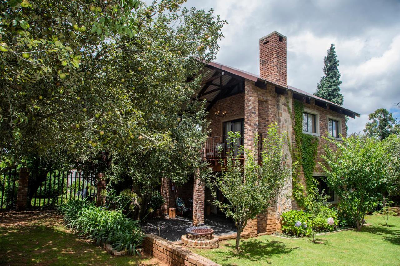Tarry-Stone Cottages Dullstroom Exterior photo